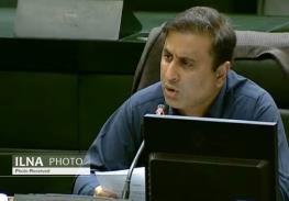  سعیدی: از یک طرف می‌گویند منابع فروش نفت‌ افزایش پیدا کرده از سوی دیگر با طرح فروش بخشی از ایران، دل مردم را خالی می‌کنند