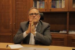  تورم در دولت اول روحانی به این دلایل مهار شد ۱۲۰ دقیقه نفس‌گیر با ولی‌الله سیف/ پشت پرده عبارت «تقریبا هیچ» درباره‌ی برجام چه بود؟/ در سریال گاندو بی‌انصافی کردند
