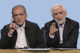  پزشکیان: با شوکر به یک نفر به دلیل حمایتش از من حمله کرده اند / برخی از این بچه های حزب اللهی به من در حرم گفتند منافق است؛ من منافقم؟