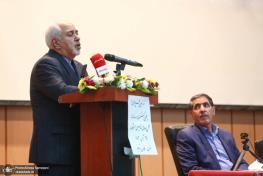  ظریف: باید از زندان روایت اسرائیل گریخت/ رییس جبهه اصلاحات: باید نگران ایران بعد از اصلاحات بود/ محمود صادقی: کشورمان در یکی از سخت‌ترین دوره‌های اجتماعی و اقتصادی است