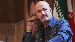  محمد درویش، فعال محیط‌زیست: ذرات کوچکتر از ۱۰ میکرون در هوای تهران در حال افزایش است / تمام مناطق اطراف تهران به شدت در حال خشک شدن است / تمام تالاب‌های تهران را از دست داده‌ایم 