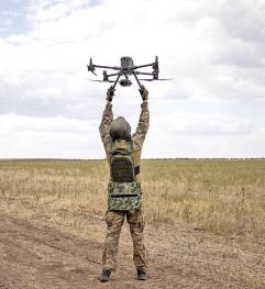 پهپادهای ۵۰۰دلاری تعیین‌کننده معادله جنگ‌ها شده‌اند عصر پهپادها در معادلات جهانی جنگ 