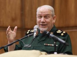  سرلشکر صفوی: از طلب‌های چند میلیارد دلاری که وصول می‌کنیم، یک میلیارد دلارش را هم به سفره‌ها و یخچال‌های مردم برسانیم / انسجام ملی و استحکام قدرت درون‌زا با حل مشکلات معیشتی و اقتصادی مردم ممکن می‌شود