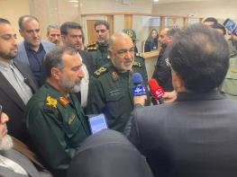  سردار سلامی: از ملت ایران درخواست می‌کنم انتخابات پیش‌رو را بسیار سرنوشت‌ساز بدانند / روز جمعه برای رضای خداو و حمایت از وطن، اسلام، رهبر معظم انقلاب و اعتقادات پای صندوق‌های رای حاضر شوید 