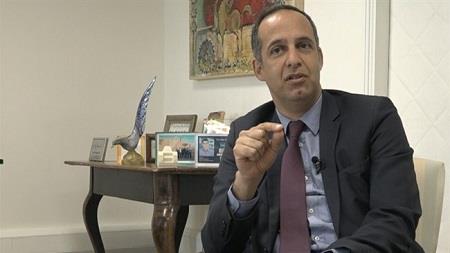 رئیس اتاق مشترک ایران و سوئیس: باید انتظار تحریم‌های بیشتری از اتحادیه اروپا و آلمان و فرانسه داشته باشیم/ دیگر نمی‌توان ایران را با ترکیه و کره‌ مقایسه کرد/ مکزیک، آفریقای جنوبی و مالزی از لحاظ اقتصادی ثبات بیشتری نسبت به ما دارند؛ از این‌رو سرمایه تمایل دارد که به آنجاها برود / خروج نخبگان رقابت‌پذیری کشور را کاهش می‌دهد/ سرمایه به جایی‌که امن است می‌رود