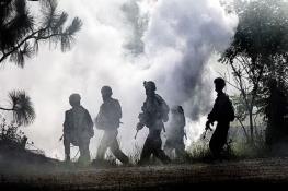 نیروهای آمریکایی با "شنل نامرئی" از دید دشمن مخفی می‌شوند