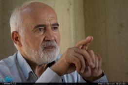  طی نامه ای مطرح شد؛ هشدار جدید احمد توکلی در مورد مولدسازی: زمین، ابزار سیاستی برای نجات بی‌خانمان‌هاست، نه مال‌التجاره! اگر دولت زیر بار اجرای مصوبه برود، خود را خلع سلاح ساخته و شاید مجبور شود فاتحه خانه‌دار شدن مردم و خدای ناخواسته، فاتحه خودش را یکجا بخواند!