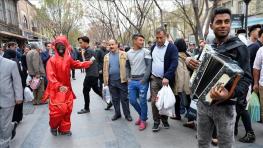 آیا فقط ثروتمندان شاد هستند؟/ رضایت از زندگی بالا در برخی جوامع کم‌درآمد