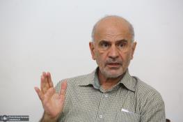 فرشاد مومنی: مشارکت زدایی از مردم، نشانه فساد است/ با بی سابقه ترین سقوط ها در بنیه تولید ملی مواجهیم/ قدرت تشخیص اولویت ها از دست رفته!