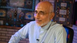  میرسلیم: برای نجات گمراهان گرفتار در «توئیتر» به این شبکه اجتماعی آمده‌ام / گرانی‌ها، مردم را واقعا بیچاره کرده / نگاه قالیباف به مجلس پادگانی است