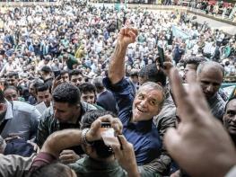 پزشکیان پس از اعلام نتایج انتخابات:مسیر دشوار پیش‌رو جز با همراهی، همدلی و اعتماد شما هموار نخواهد شد / سوگند می‌خورم که در این راه تنهایتان نخواهم گذاشت؛ تنهایم نگذارید