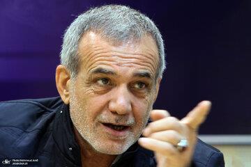  کنایه‌های پزشکیان به تغییر ادبیات برخی درباره برجام و FATF/ چین و روسیه با پذیرش FATF کار خود را پیش می‌برند، ما هنوز دنبال ایجاد پول مشترک هستیم!