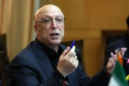  واکنش‌ وزیر علوم به برکناری رئیس دانشگاه شریف: طبیعی‌ست مدیری که باید با آن کار کنم باید هماهنگ باشد / تغییر مدیریت‌ها به سمت جلو هست؛ مثل مشعل المپیک که به نفر بعدی می‌دهند