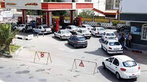 هادی بیگی‌نژاد، عضو کمیسیون انرژی: بعید می‌دانم شلوغی پمپ بنزین ها بخاطر جمع‌آوری کارت سوخت و سهمیه بندی باشد / تصمیم اخیر وزارت نفت برای کنترل مصرف بنزین است نه افزایش قیمت 