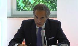  گروسی، مدیرکل آژانس: تهران به ما اجازه داد که مجددا در برخی تاسیاست هسته‌ای این کشور دوربین‌های نظارتی نصب کنیم / در برخی مکان‌ها در ایران پاسخ راضی‌کننده‌ای دریافت نکرده‌ایم