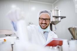  تاثیر شوخی و خنده در دنیای خشک علم دانشمندان باید شوخی کنند!