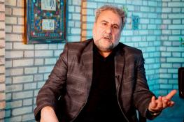 فلاحت پیشه: ایران و آمریکا اگر به فکر ارتباط دیپلماتیک نباشند، به سمت جنگ خواهند رفت /«میز قرمز» مسقط باید حفظ می‌شد