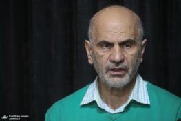  فرشاد مومنی: طی 11 ماه حداقل دستمزد نیروی کار از 253 دلار به 122 دلار رسیده است/ تا کی می‌خواهید به این روند ادامه دهید؟