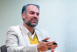  رشیدی کوچی، نماینده سابق مجلس: رفع ممنوعیت واردات آیفون دستاورد خوبی است، اما دولت با کج سلیقگی، شیرینی این خبر را به شدت کاهش داد