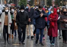  روزنامه جمهوری اسلامی: امروز مردم تمام مشکلات زندگی را به حساب دین می‌گذارند