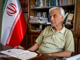هاشمی طباء: سرمایه گذاری به سمت خرید طلا و دلار رفته زیرا.../بدون سرمایه گذاری، مشکلات معیشتی و توسعه ای حل نخواهد شد