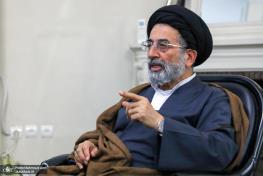  موسوی لاری: آقای دعایی شدیدا ارادتمند امام بود