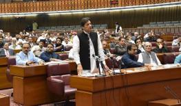  پارلمان پاکستان قبل از رای گیری درباره عدم اعتماد به عمران خان، منحل شد «