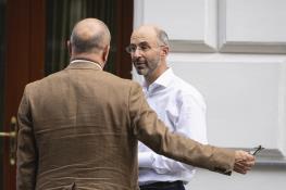 المانیتور: رابرت مالی پیشنهاد تمدید ۱۰ تا ۱۵ ساله برخی بند‌های غروب برجام را داده بود / گفتگو‌های او و سفیر ایران پیشرفت چشمگیری تا پیش از ماجرای تعلیقش داشت