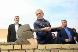 «دیوارچینی» پزشکیان برای برچیده شدن حصارهای بی‌عدالتی!/ پیام «بیل به دست شدن» رئیس جمهوری چه بود؟