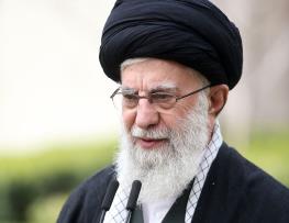  رهبر انقلاب: حدود یک سال دشمنان تلاش کردند که مردم را از انتخابات منصرف کنند و انتخابات را از رونق بیندازند / مردم با حضور خودشان در پای صندوقها، یک حرکت بزرگ و حماسه‌آمیز انجام دادند؛ این یک جهاد بود