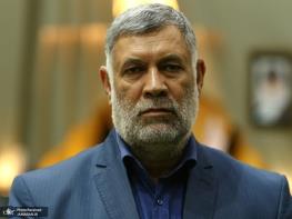  حسن پور، نماینده مجلس: معیشت کارگران و کارمندان بسیار با وضع مطلوب فاصله دارد/ وظیفه دولتمردان جلوگیری از کوچک شدن سفره اقشار ضعیف در شرایط جنگ اقتصادیست