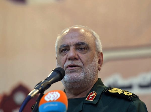  رئیس سازمان حفاظت اطلاعات سپاه: خط قرمز ما مذاکره با آمریکایی‌هاست / ترامپ از موضع خدعه و نیرنگ وارد شده / ترامپ خواستار جمع‌آوری برنامه هسته‌ای، موشکی و سلاح‌های متعارف است 