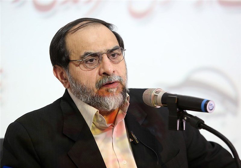  ماجرای وزیر... رئیسی، هیکل زنان، جاسوس های اطراف روحانی و سکولاریسم در حوزه ها از زبان ایدئولوگ اصولگرایان