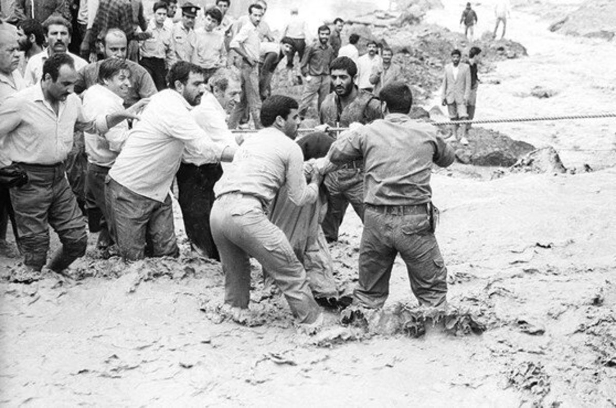  تصاویر کمتر دیده شده از سیاه‌ترین روز تهران