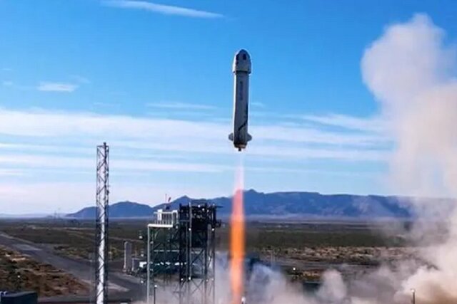 گردشگران فضایی "بلو اوریجین" با موفقیت به فضا رفتند و به زمین بازگشتند