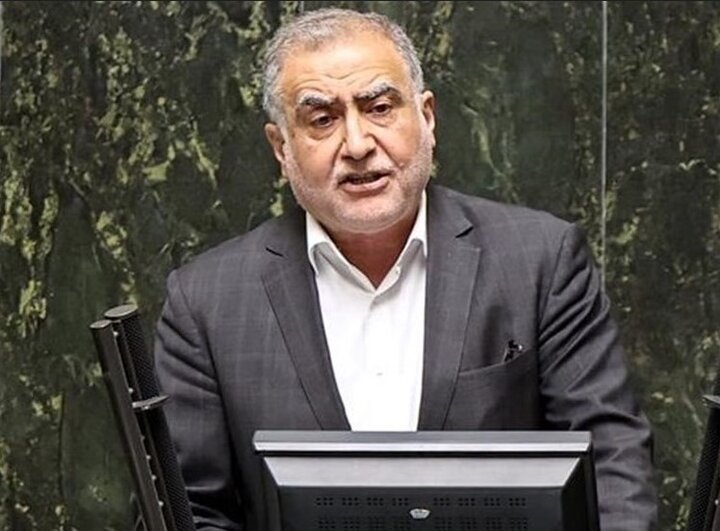 تداوم افشاگری‌ها علیه قالیباف/ بیگی: جماعتی از سازمان میادین میوه و تره‌بار، تاکسیرانی، بهشت‌زهرا، اتوبوسرانی و... وارد مجلس شده‌ و پست گرفتند