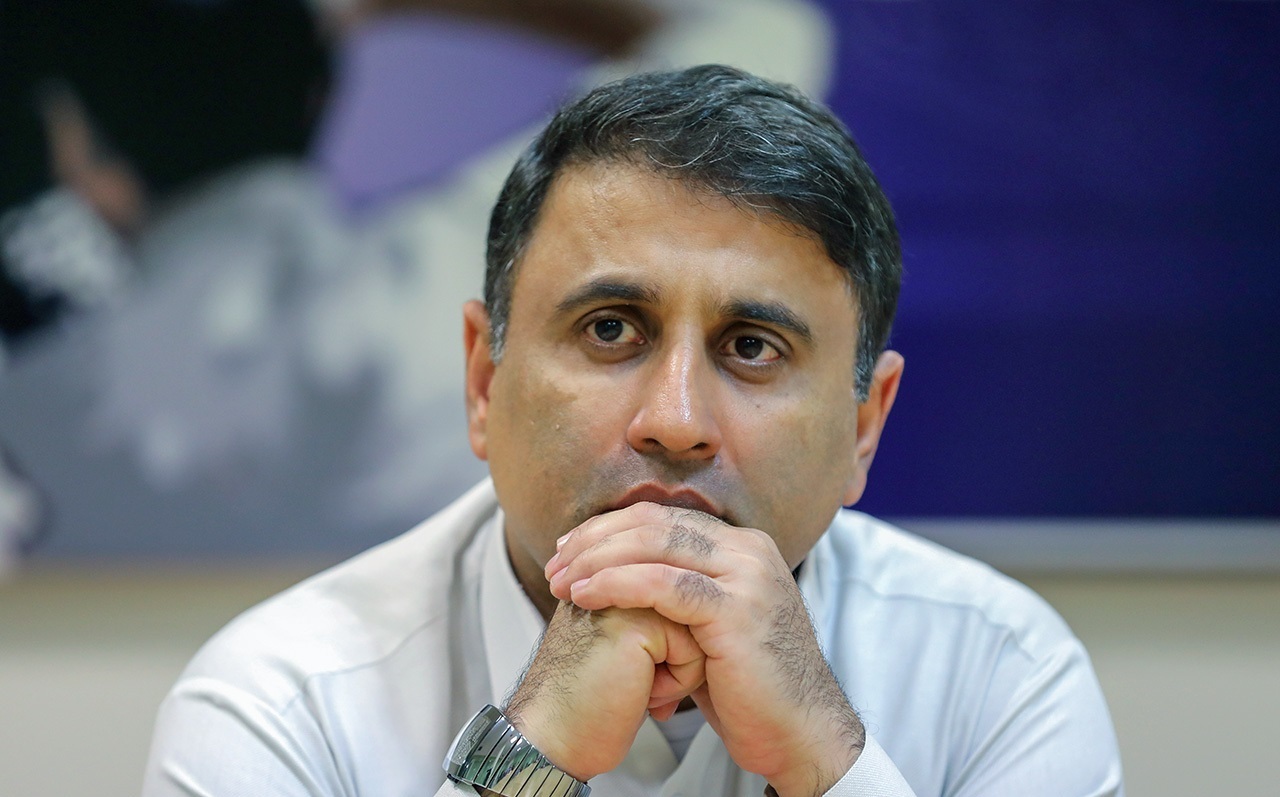  سعیدی، نماینده مجلس درباره سیل سیستان و بلوچستان: دولت کمک‌رسانی را از سوخت‌کش‌ها یاد بگیرد / در کنار گروه خیری هستم که از وزیر و وکیل بهتر کار کردند؛ جا دارد از رسول خادم و پرویز پرستویی هم تشکر کنم