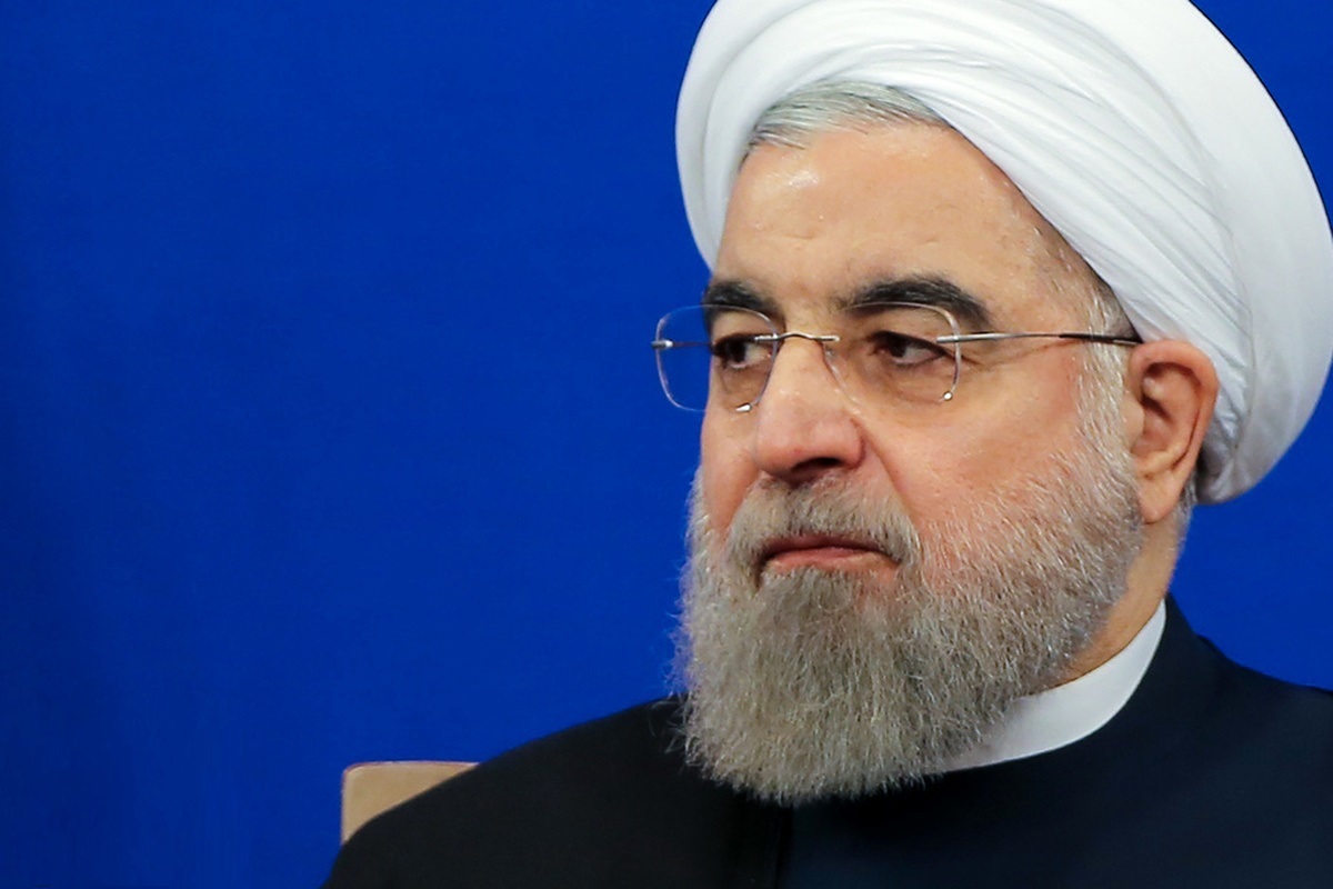  پیام روحانی پس از پیروزی پزشکیان در انتخابات: مردم به روشنی در این همه‌پرسی، به دیدگاه تعامل سازنده با جهان و بهره‌گیری از دیپلماسی هوشمندانه و عزتمندانه و احیای برجام رأی دادند