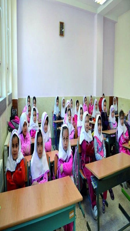 آموزش و پرورش: بررسی ۲ هزار پرونده تخلف در مدارس و مراکز غیردولتی/ با برخی مختلفان برخورد شد
