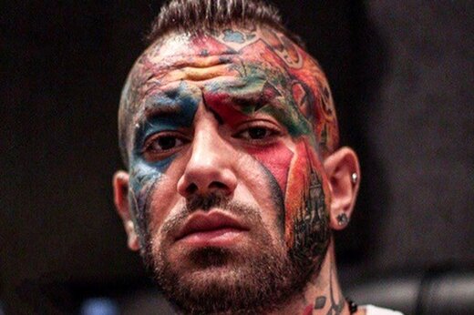 چند قاب سیاسی از تتلو ؛ تصاویری که تتلو را با سیاست گره می زند