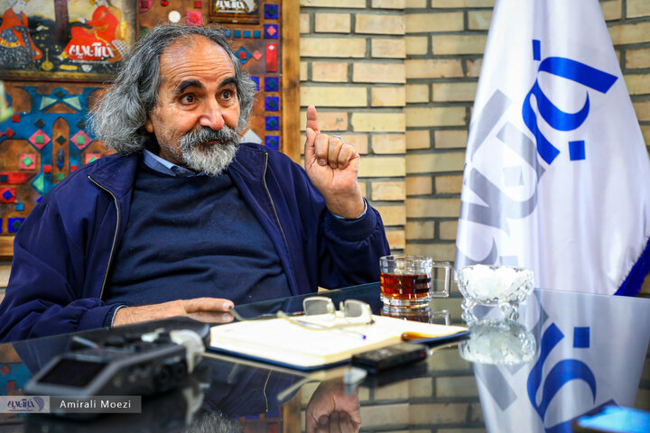 آزاد ارمکی: نباید برای فروپاشی یا جنگ جدید اراده کنیم /جامعه ایرانی تصمیم گرفته به نظام سیاسی کاری نداشته باشد