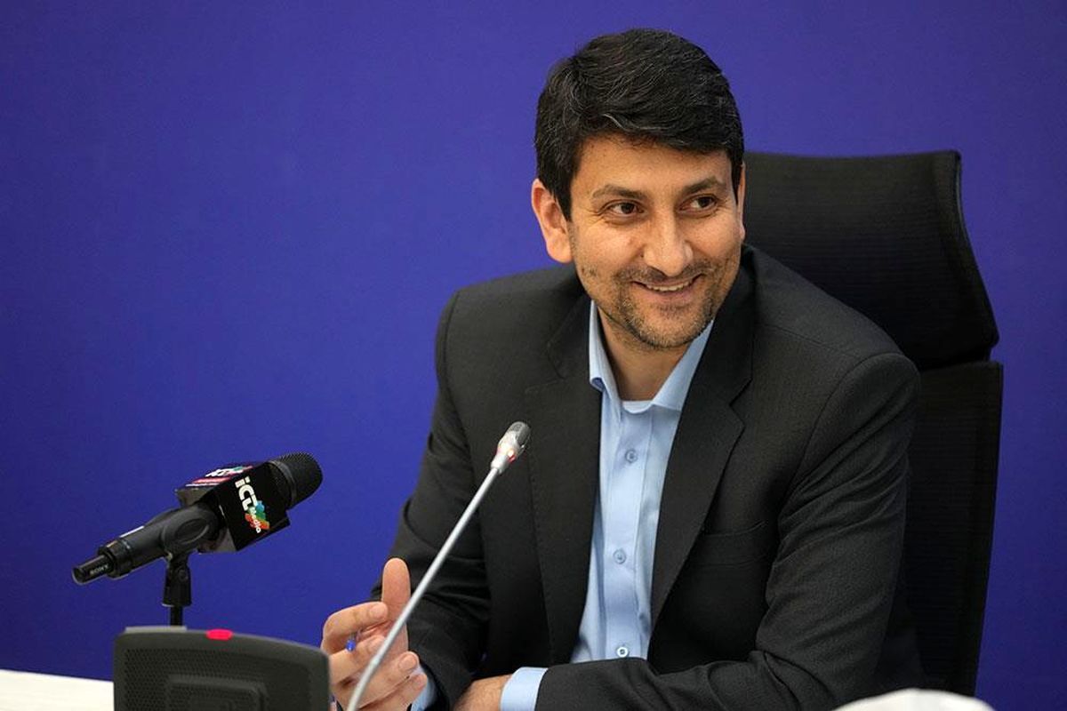  وزیر ارتباطات با اشاره به رفع فیلتر واتساپ و گوگل پلی: این مسیر ادامه دارد