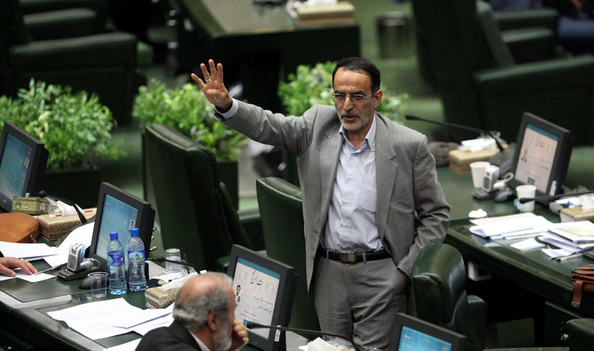 درخواست کریمی قدوسی از دولت افغانستان برای بررسی رگ و ریشه اش /سخنگوی سپاه ادعای جنجالی را تکذیب کرد /گاف تاریخی نماینده مشهد چه بود؟