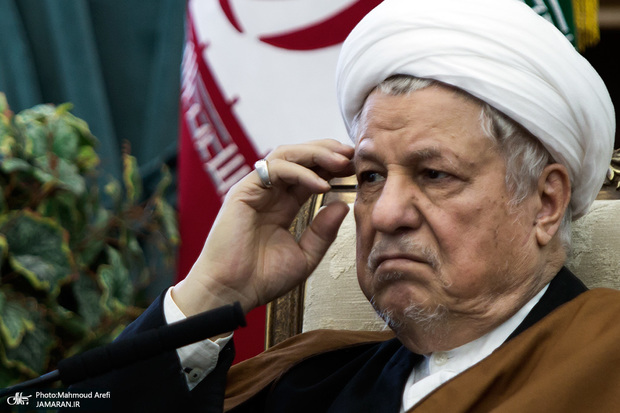  آیت الله هاشمی رفسنجانی: پس از فتح خرمشهر نظرم بر گروگانگیری از عراق برای پس گرفتن حقوق ایران بود