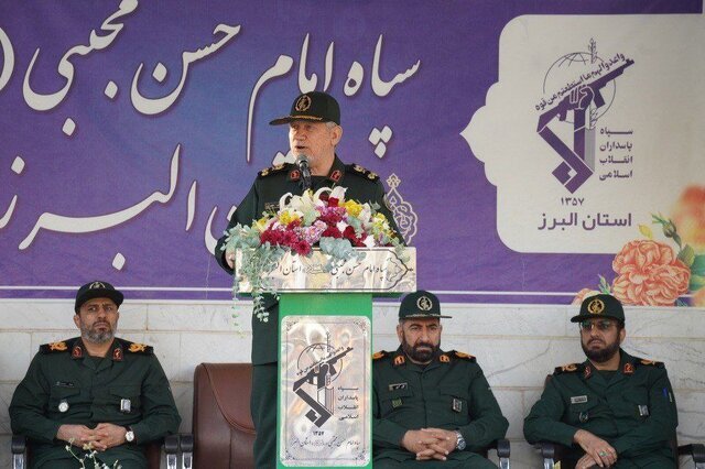 مشاور رهبری: در حال عبور از یک گردنه خطرناک هستیم / دیدیم وقتی یک نفری در ایران به هر دلیلی از دنیا رفت، چه فتنه‌ای به راه انداختند