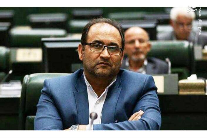 واکنش رحیمی جهان آبادی به ادعای دولت درباره قیمت دلار ۱۰۰ هزار تومانی /دولت یک فرمانده اقتصادی ندارد