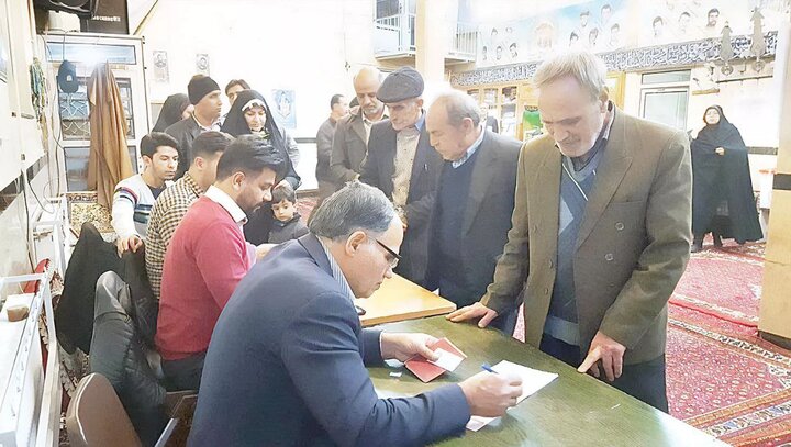  بررسی فضای انتخاباتی در استان همدان تفرقه میان اصولگرایان در یک استانِ سیاسی /اصلاح طلبان متفاوت ظاهر می شوند /نفوذ و شهرت سیاسیون این استان بسیار بالا است