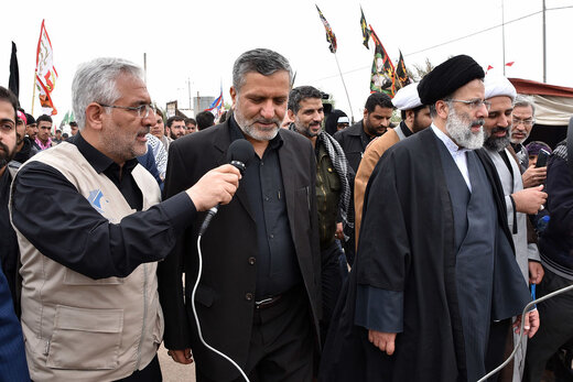 وزیر کار دغدغه حجاب متدینین را برطرف کرد، دغدغه زندگی کارگران را هم رسیدگی کند