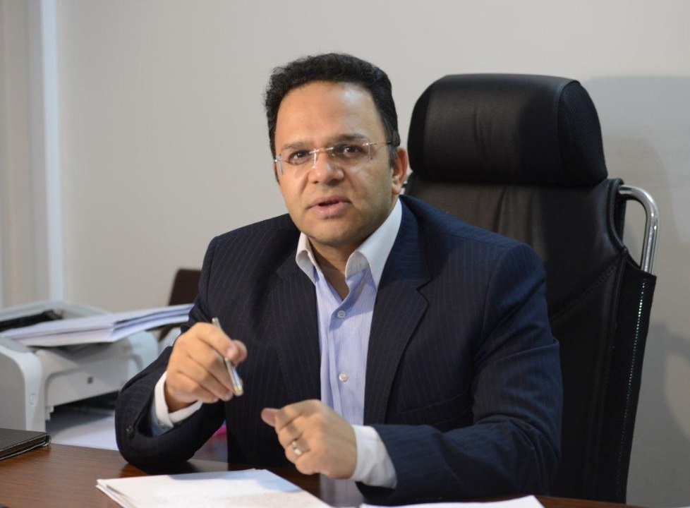 رحمان قهرمانپو: مقامات مذاکره‌کننده از چند ماه گذشته، کمترین اطلاعات را به بیرون درز می‌دهند؛ دولت رئیسی نگران واکنش طرفداران خود به توافق است / دولت سعی می‌کند توافق با آمریکا را بدون اعلام علنی انجام دهد 