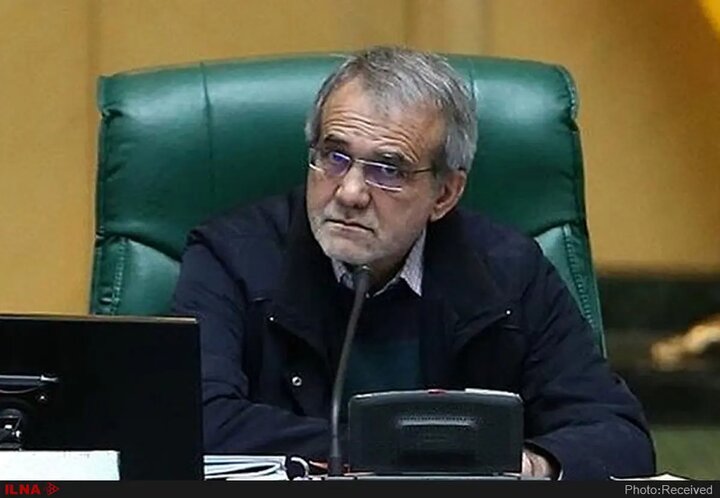 واکنش پزشکیان به فساد چای دبش: همه می‌گویند کی‌ بود؟ کی بود؟ من نبودم!/ گردن کلفت‌هایی که پول‌های مردم را خوردند امنیت را به هم زده اند نه مردم عادی